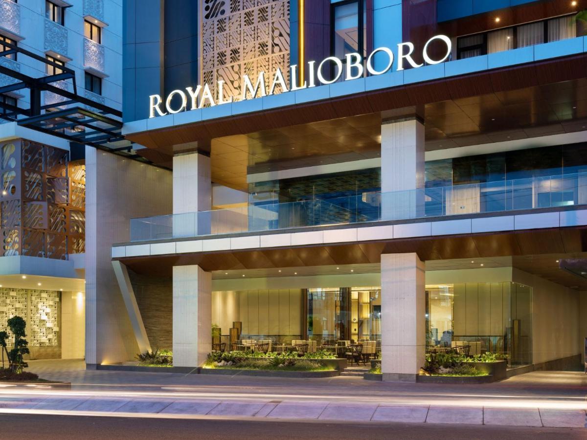 Royal Malioboro By Aston Hotel Джокякарта Екстериор снимка