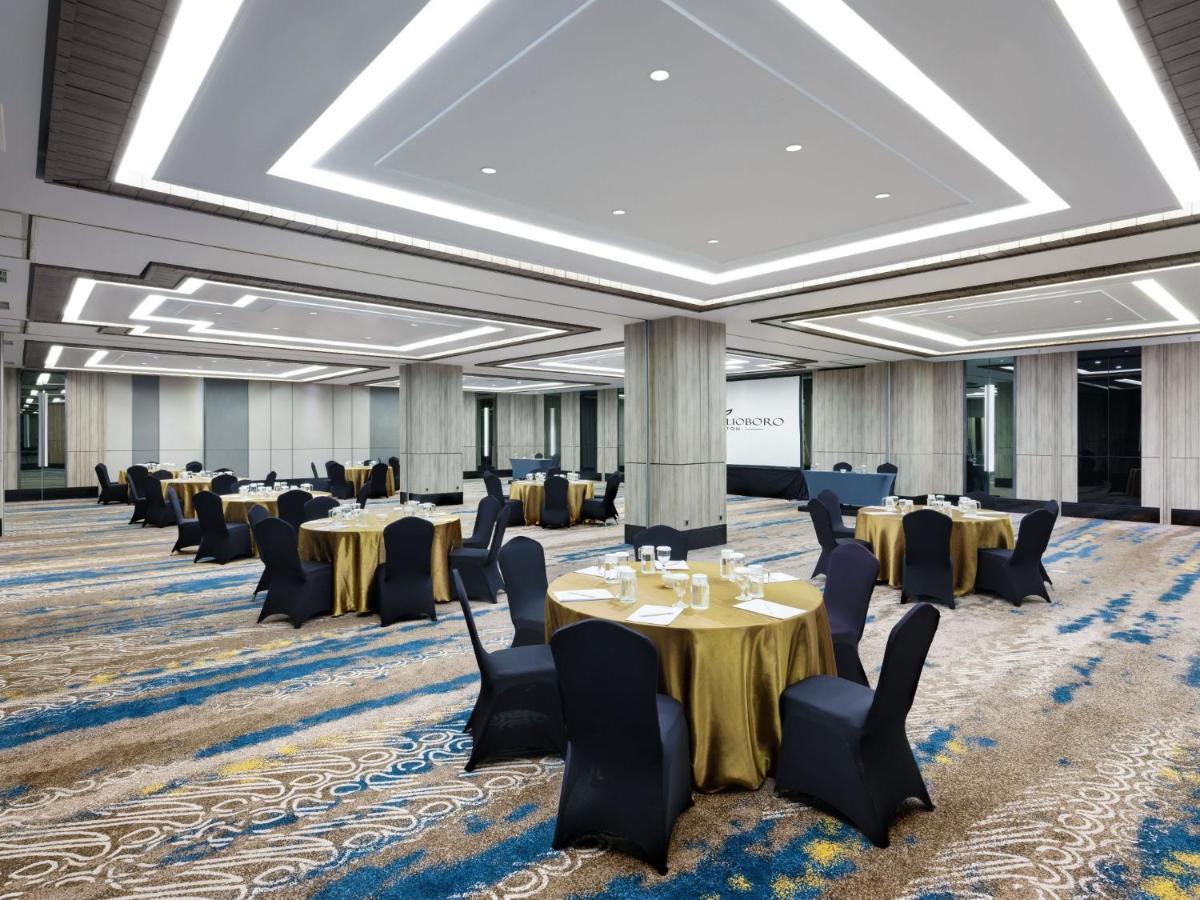 Royal Malioboro By Aston Hotel Джокякарта Екстериор снимка