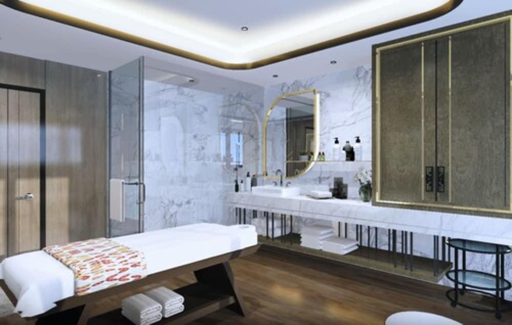 Royal Malioboro By Aston Hotel Джокякарта Екстериор снимка